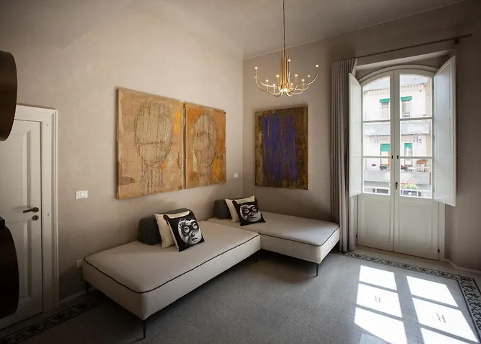 Reverse Art Bed & Breakfast Vasto