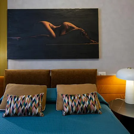 Bed & Breakfast Reverse Art *