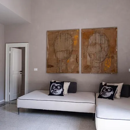 Reverse Art Bed & Breakfast Vasto